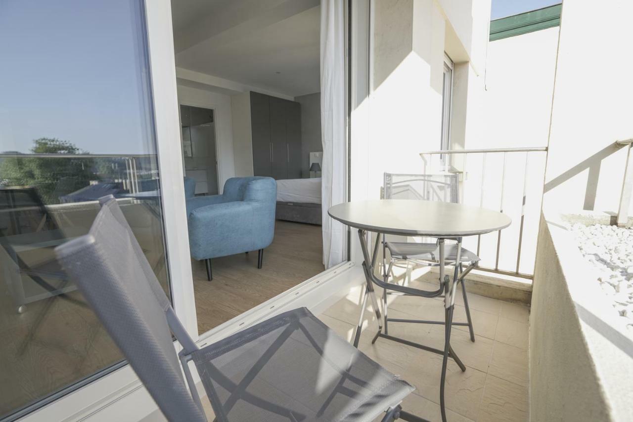 Parc 709 Bayonne Apartment Екстериор снимка
